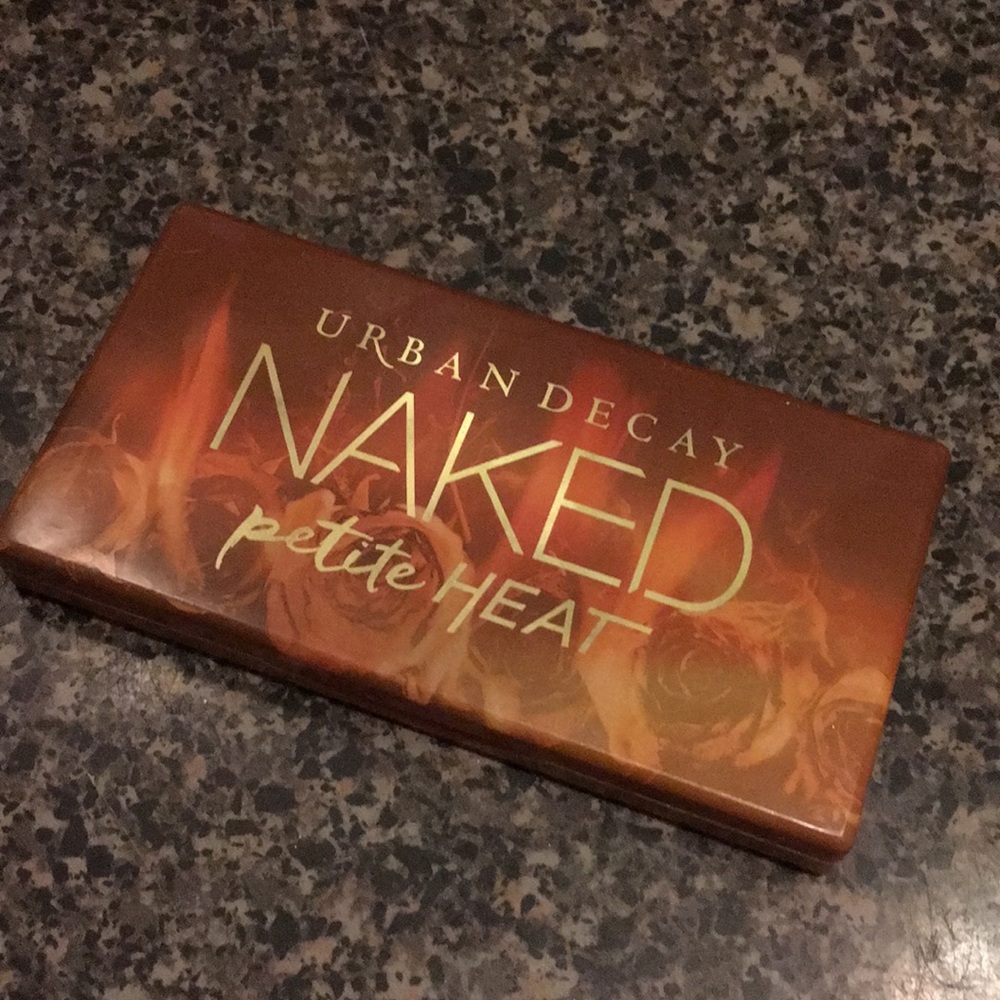 Urban Decay Naked Petite Heat